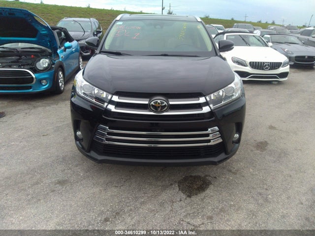 2018 Toyota Highlander, VIN: 5TDYZRFH0JS260536