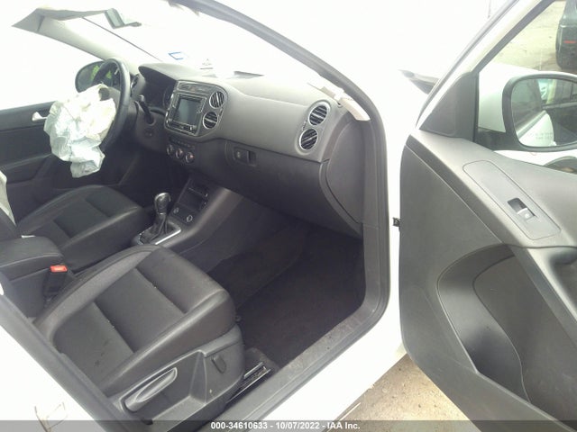 2016 VOLKSWAGEN TIGUAN SE VIN: WVGAV7AX7GW587309