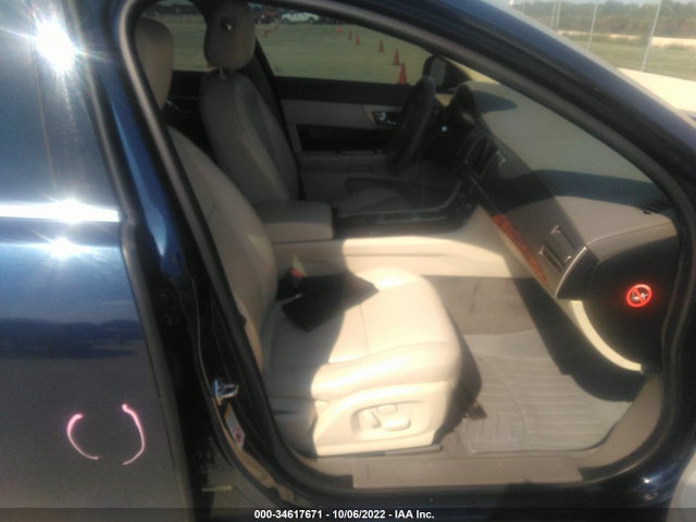 SAJWA0GB9ALR53001 Jaguar XF