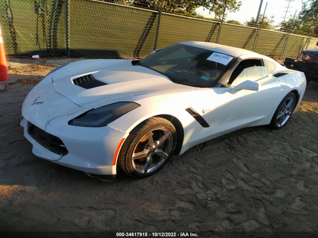 Chevrolet Corvette 2lt 2015 1G1YD2D77F5105357 Image 2