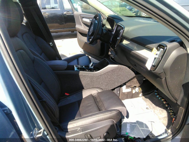 2022 Volvo XC40, VIN: YV4AC2HL2N2744908