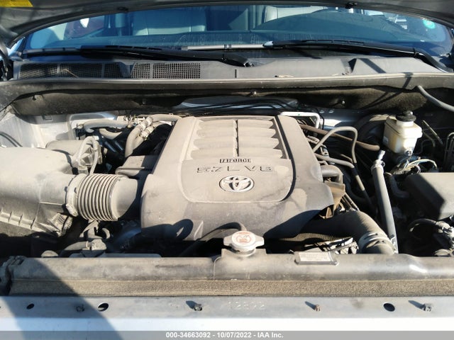 2018 Toyota Sequoia, VIN: 5TDBY5G13JS155802