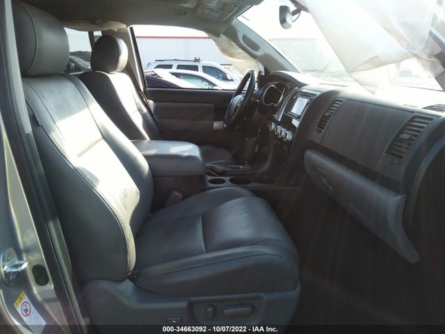 2018 Toyota Sequoia, VIN: 5TDBY5G13JS155802