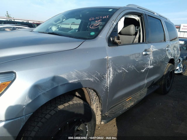 2018 Toyota Sequoia, VIN: 5TDBY5G13JS155802