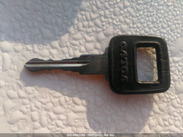 YV1JW8310S1154897 Volvo 940