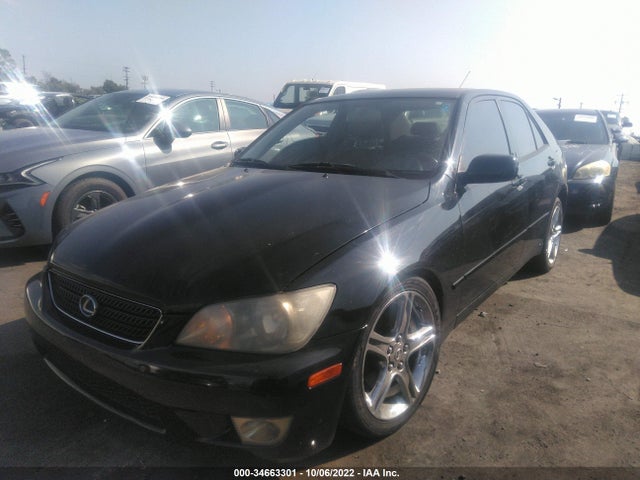 Lexus IS 300 2004 JTHBD192640083137 Image 2