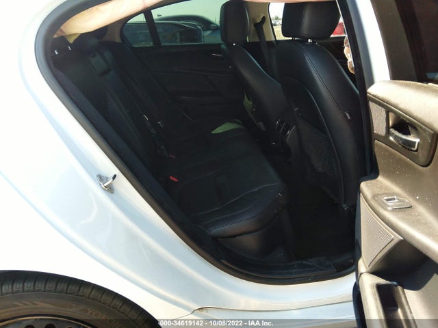 SAJAH4BV6HA947015 Jaguar Xe 35t First Edition