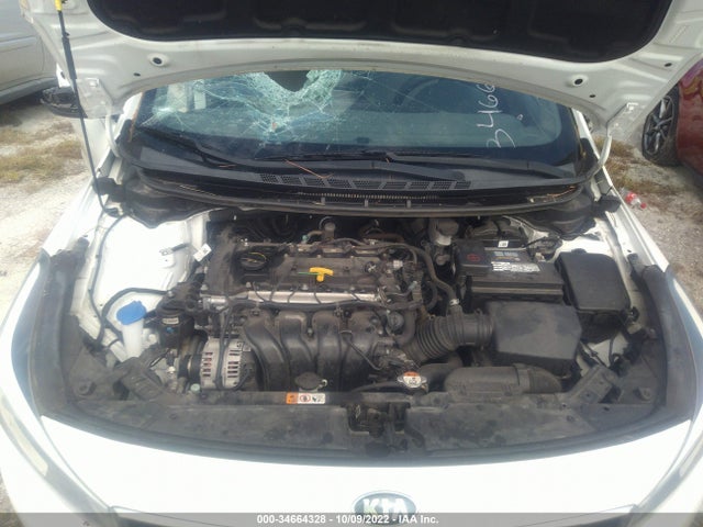 KIA Forte 2017 3KPFK4A77HE043812 Image 10