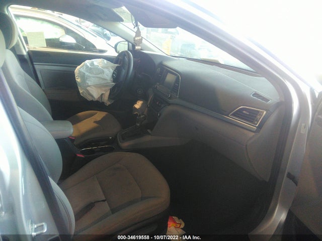 2018 HYUNDAI ELANTRA SEL VIN: 5NPD84LF2JH295639