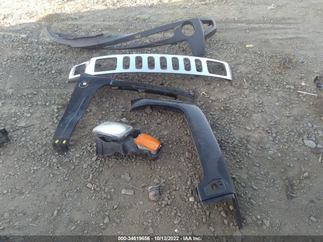 5GTDN13E678180573 Hummer H3 SUV