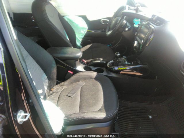 KNDJP3A51J7552093 KIA SOUL +