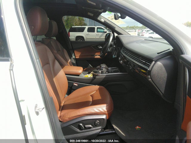Audi Q7 Prestige 2017 WA1VAAF74HD039976 Image 5