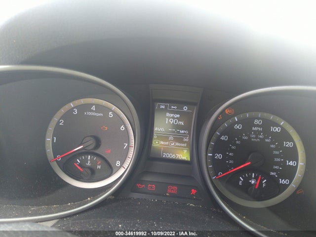 2016 Hyundai Santa Fe, VIN: 5XYZU3LB2GG334903