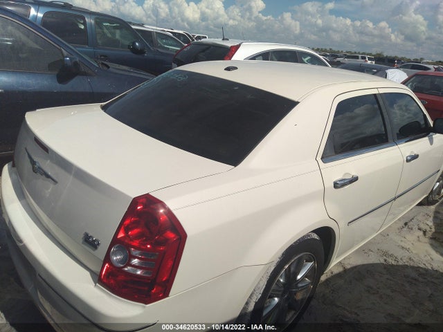 Chrysler 300 2010 2C3CA5CV9AH132514 Image 5