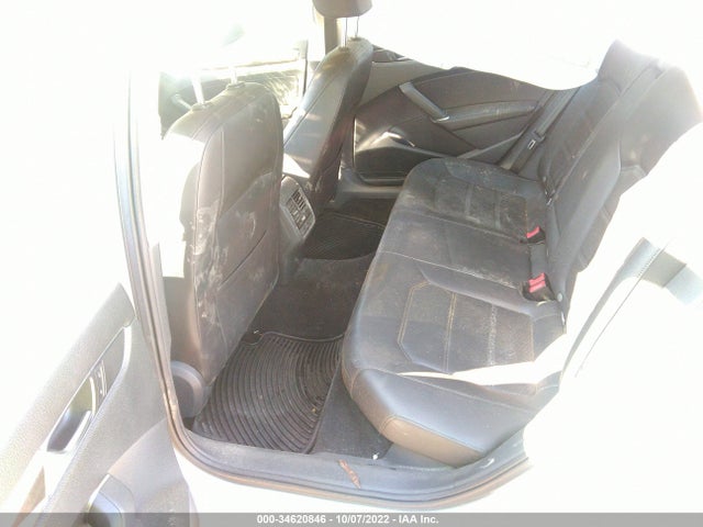 1VWBT7A35GC051789 Volkswagen Passat 1.8t Se