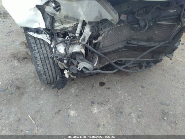 Nissan ROGUE SV 2015 5N1AT2MT9FC811228 Image 6