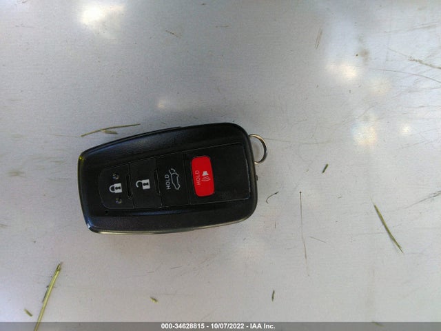 2022 Toyota Highlander, VIN: 5TDHZRBH0NS572352