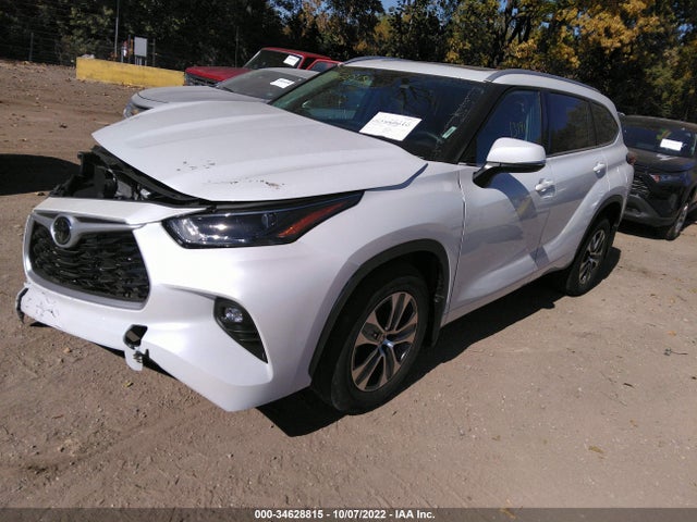 2022 Toyota Highlander, VIN: 5TDHZRBH0NS572352