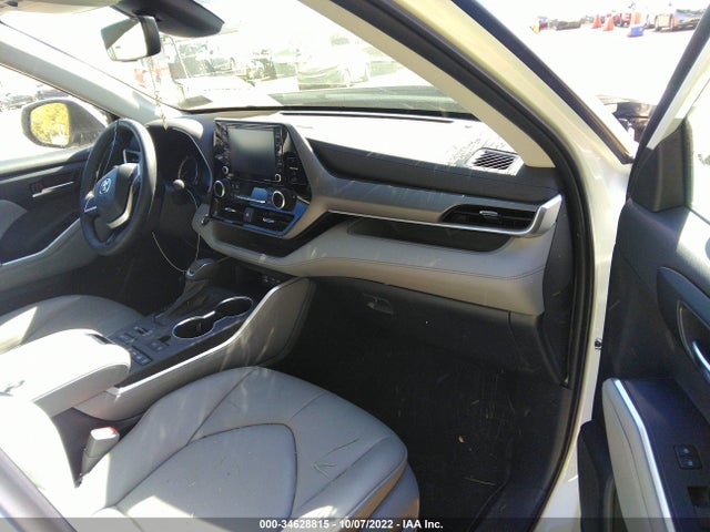 2022 Toyota Highlander, VIN: 5TDHZRBH0NS572352