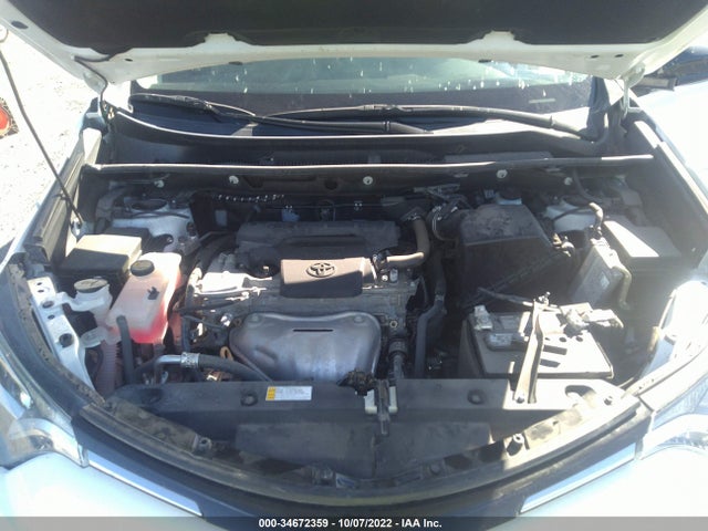Toyota RAV4 LE 2018 2T3ZFREV1JW507212 Image 11