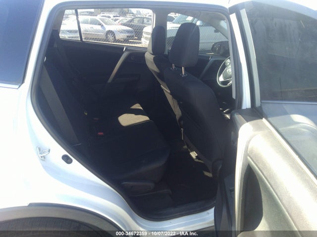 Toyota RAV4 LE 2018 2T3ZFREV1JW507212 Image 9