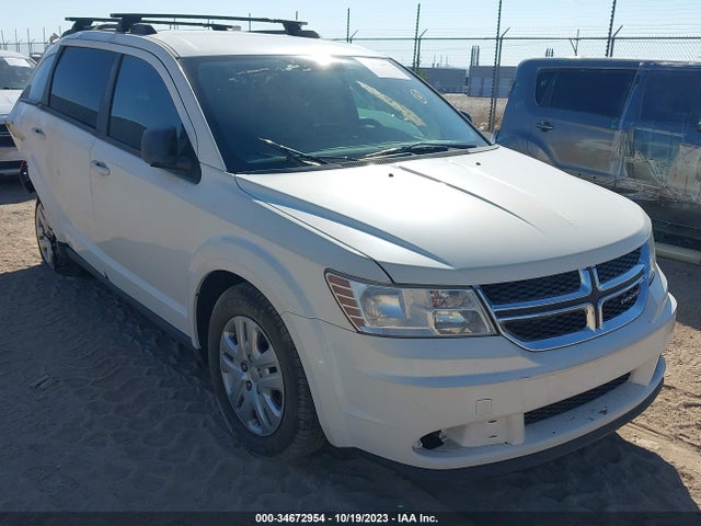 2016 3C4PDCAB5GT159484 main image