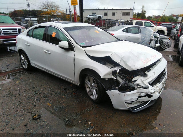 Volvo S60 2015 YV140MFK3F1351886 головне зображення