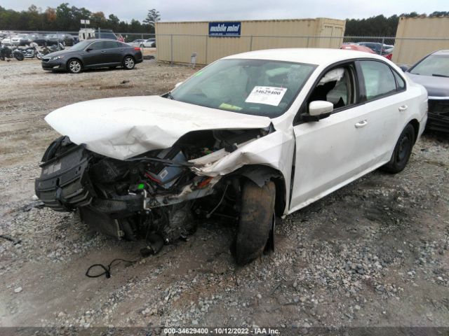 1VWAS7A30FC066780 Volkswagen Passat 1.8t S
