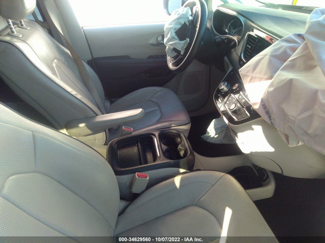 2017 Chrysler Pacifica Hybrid, VIN: 2C4RC1N7XHR723835