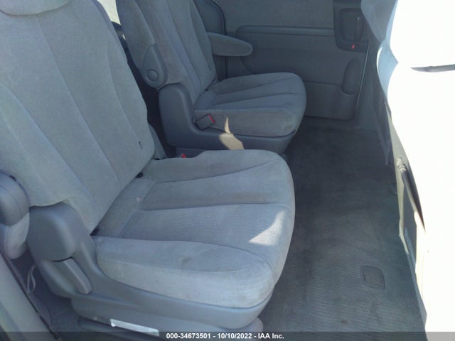 2006 KIA SEDONA LX/EX VIN: KNDMB233066066390