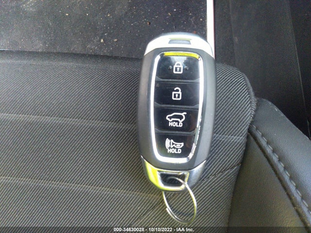 2022 Hyundai Veloster, VIN: KMHT36AH4NU011817