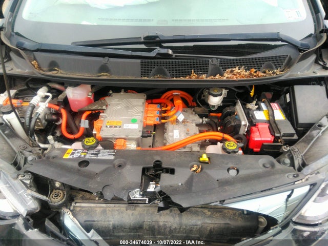 2017 Chevrolet Bolt EV, VIN: 1G1FX6S00H4158728