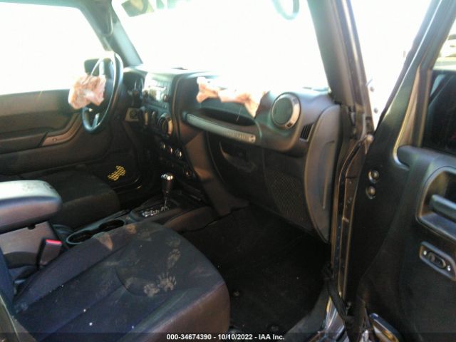 1C4BJWDG5JL860248 Jeep Wrangler Jk Unlimited Sport S