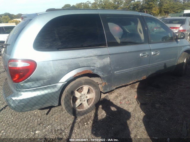 2005 DODGE GRAND CARAVAN SXT VIN: 2D4GP44L85R561889