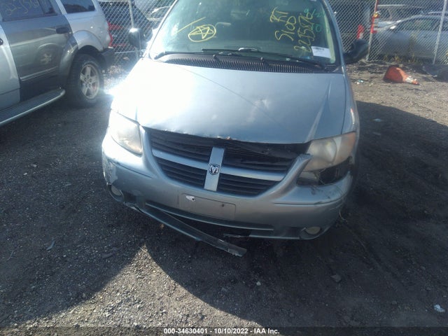 2005 DODGE GRAND CARAVAN SXT VIN: 2D4GP44L85R561889