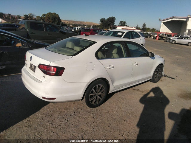3VWDB7AJ3JM253806 Volkswagen Jetta 1.4t