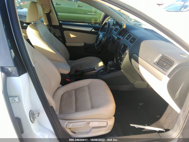 3VWDB7AJ3JM253806 Volkswagen Jetta 1.4t