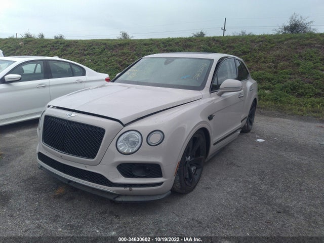 2018 Bentley Bentayga, VIN: SJAAC2ZV0JC022832