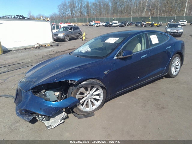 Tesla Model S 90d/70d/75d/60d/85d 2016 5YJSA1E25GF167388 Image 2