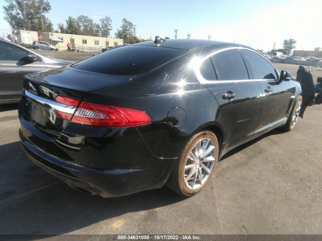 SAJWA0ES1EPU11098 Jaguar XF
