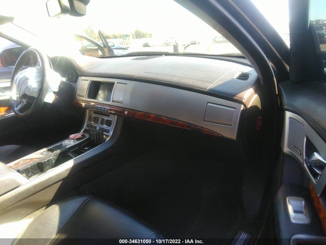 SAJWA0ES1EPU11098 Jaguar XF