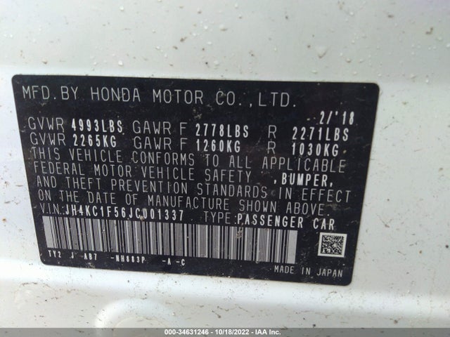 2018 Acura RLX, VIN: JH4KC1F56JC001337
