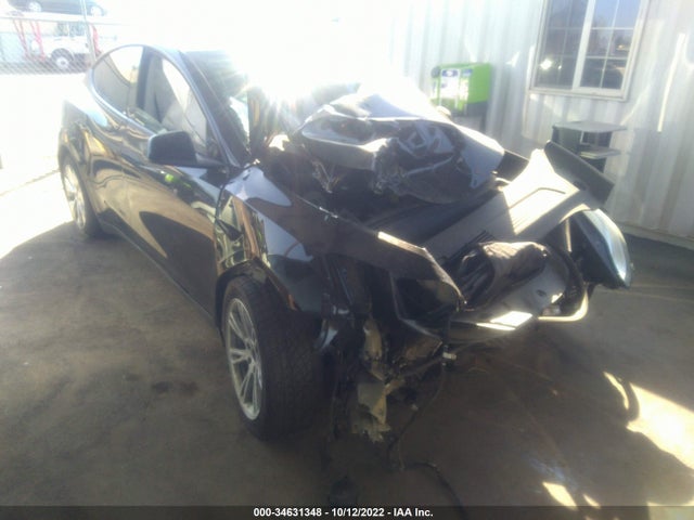 Tesla Model Y Long Range 2021 5YJYGDEE3MF209184 Image 1