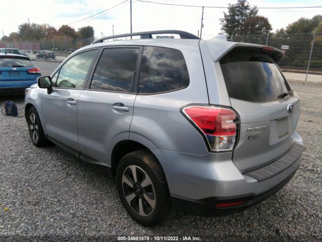 JF2SJAEC8HH462996 Subaru Forester Premium