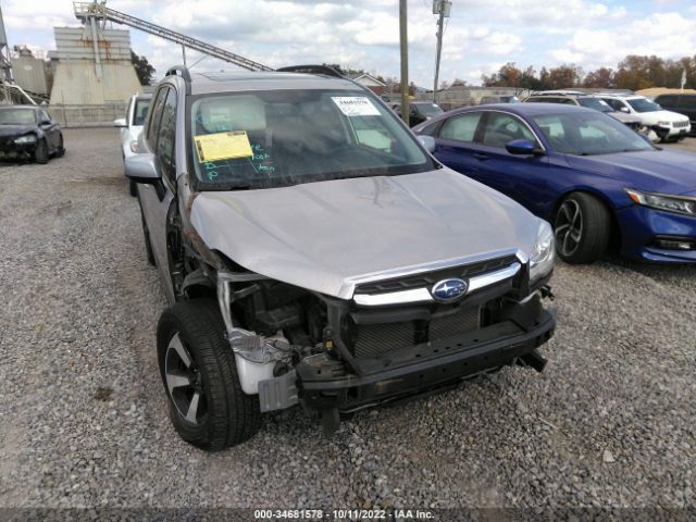 JF2SJAEC8HH462996 Subaru Forester Premium