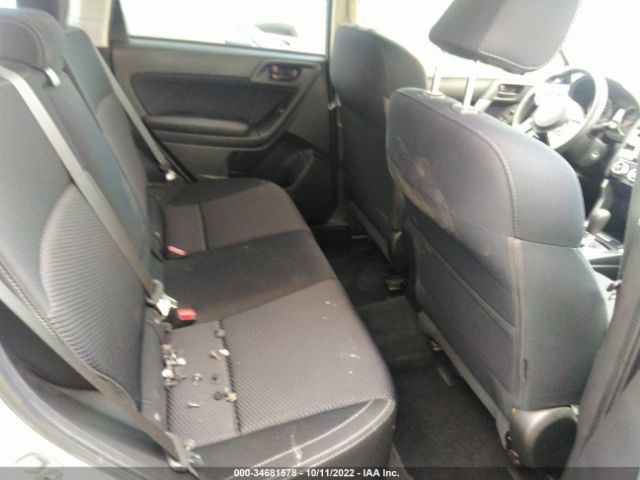 JF2SJAEC8HH462996 Subaru Forester Premium