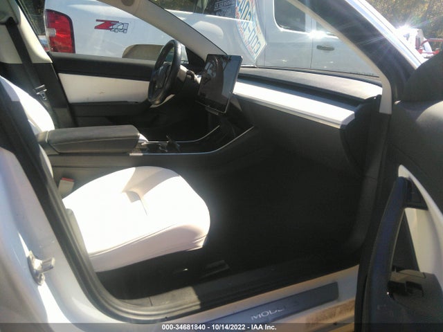 Tesla MODEL 3 2018 5YJ3E1EB7JF122243 Image 5