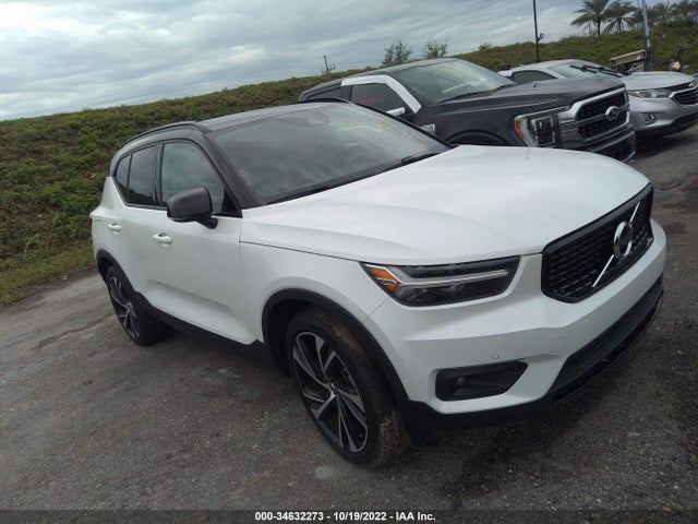 2021 Volvo XC40, VIN: YV4162UM0M2462612
