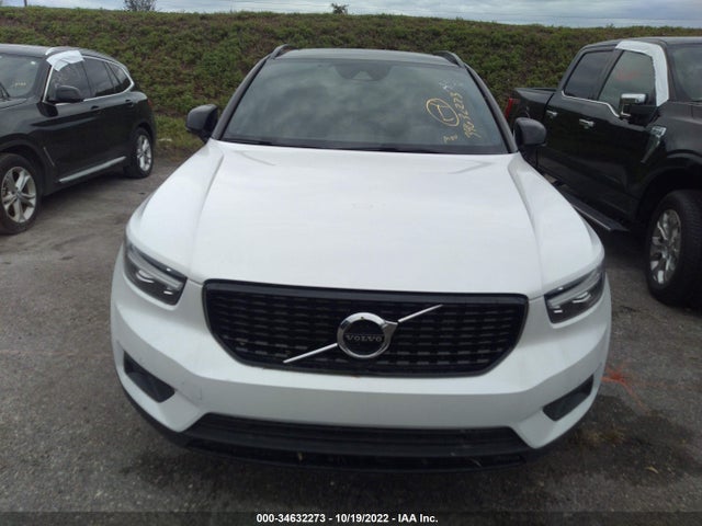 2021 Volvo XC40, VIN: YV4162UM0M2462612