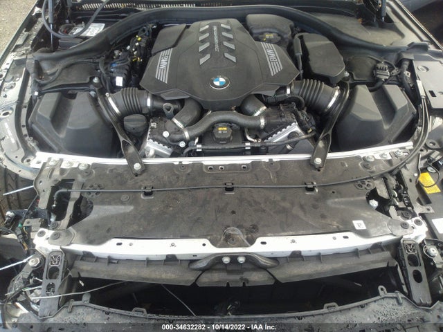2021 BMW 8 Series, VIN: WBAFY4C01MCF24588